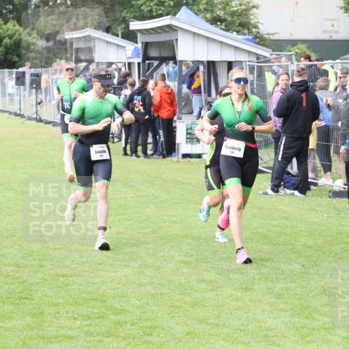 14.06.2026 - 7 Türme Triathlon Andreas Tolksdorf http://msf.ph/oto/9812207 14.06.2026 11:30:59 Schwimmen  meine-sportfotos.de
