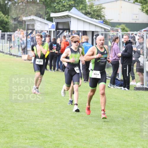 14.06.2026 - 7 Türme Triathlon Andreas Tolksdorf http://msf.ph/oto/9812219 14.06.2026 11:31:08 Schwimmen  meine-sportfotos.de