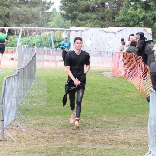 14.06.2026 - 7 Türme Triathlon Andreas Tolksdorf http://msf.ph/oto/9812224 14.06.2026 11:31:11 Schwimmen  meine-sportfotos.de