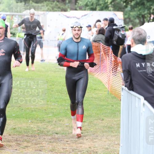 14.06.2026 - 7 Türme Triathlon Andreas Tolksdorf http://msf.ph/oto/9812233 14.06.2026 11:31:24 Schwimmen  meine-sportfotos.de