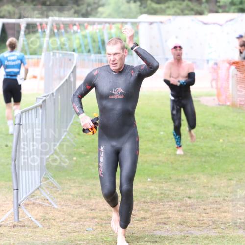 14.06.2026 - 7 Türme Triathlon Andreas Tolksdorf http://msf.ph/oto/9812272 14.06.2026 11:32:21 Schwimmen  meine-sportfotos.de