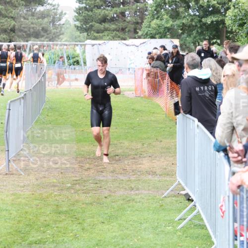 14.06.2026 - 7 Türme Triathlon Andreas Tolksdorf http://msf.ph/oto/9812320 14.06.2026 11:33:02 Schwimmen  meine-sportfotos.de
