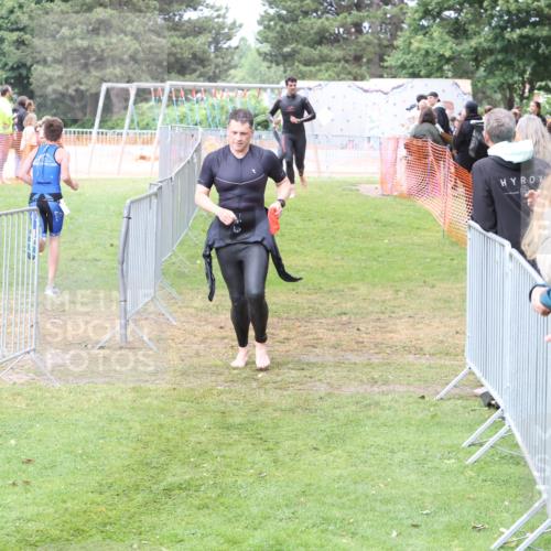 14.06.2026 - 7 Türme Triathlon Andreas Tolksdorf http://msf.ph/oto/9812338 14.06.2026 11:33:26 Schwimmen  meine-sportfotos.de