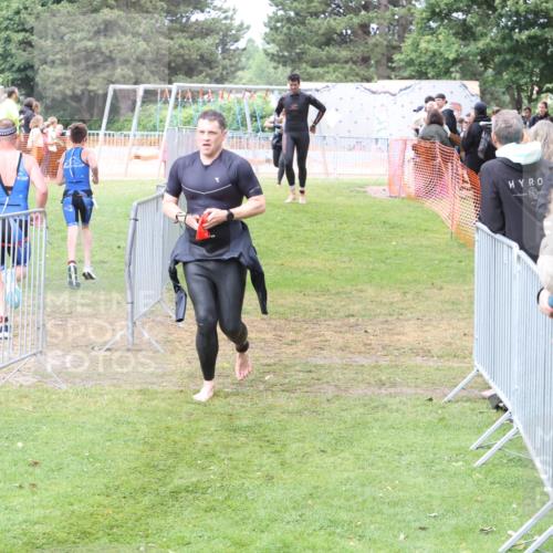 14.06.2026 - 7 Türme Triathlon Andreas Tolksdorf http://msf.ph/oto/9812340 14.06.2026 11:33:26 Schwimmen  meine-sportfotos.de