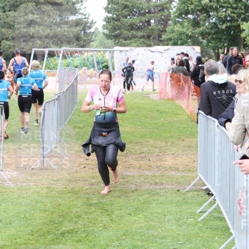 14.06.2026 - 7 Türme Triathlon Andreas Tolksdorf http://msf.ph/oto/9812351 14.06.2026 11:33:35 Schwimmen  meine-sportfotos.de