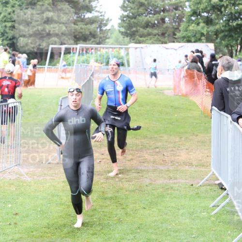 14.06.2026 - 7 Türme Triathlon Andreas Tolksdorf http://msf.ph/oto/9812362 14.06.2026 11:33:44 Schwimmen  meine-sportfotos.de