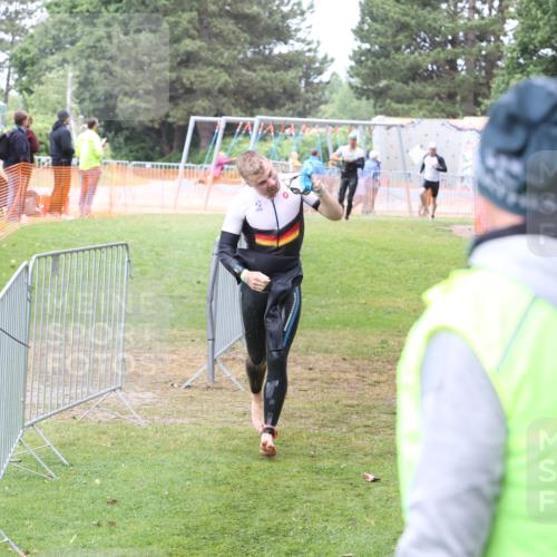 14.06.2026 - 7 Türme Triathlon Andreas Tolksdorf http://msf.ph/oto/9812430 14.06.2026 11:35:51 Schwimmen  meine-sportfotos.de
