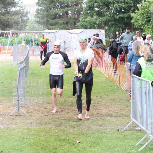 14.06.2026 - 7 Türme Triathlon Andreas Tolksdorf http://msf.ph/oto/9812434 14.06.2026 11:35:59 Schwimmen  meine-sportfotos.de