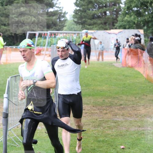 14.06.2026 - 7 Türme Triathlon Andreas Tolksdorf http://msf.ph/oto/9812437 14.06.2026 11:36:01 Schwimmen  meine-sportfotos.de