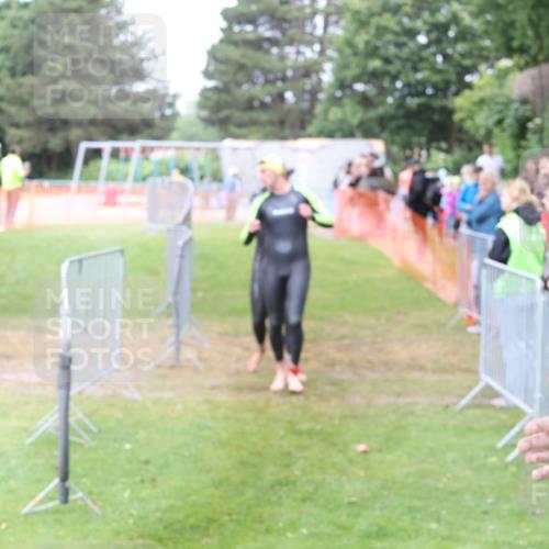 14.06.2026 - 7 Türme Triathlon Andreas Tolksdorf http://msf.ph/oto/9812446 14.06.2026 11:36:14 Schwimmen  meine-sportfotos.de