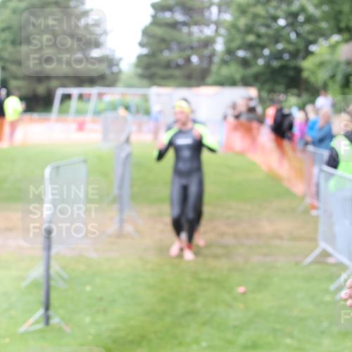 14.06.2026 - 7 Türme Triathlon Andreas Tolksdorf http://msf.ph/oto/9812447 14.06.2026 11:36:15 Schwimmen  meine-sportfotos.de