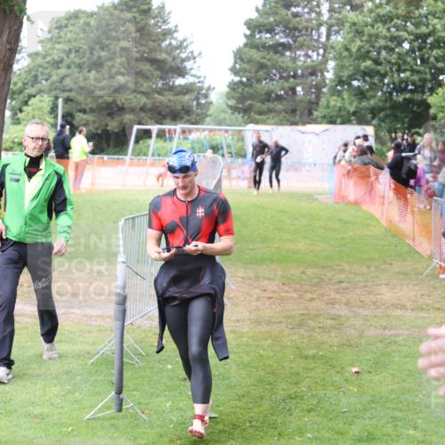 14.06.2026 - 7 Türme Triathlon Andreas Tolksdorf http://msf.ph/oto/9812452 14.06.2026 11:36:28 Schwimmen  meine-sportfotos.de