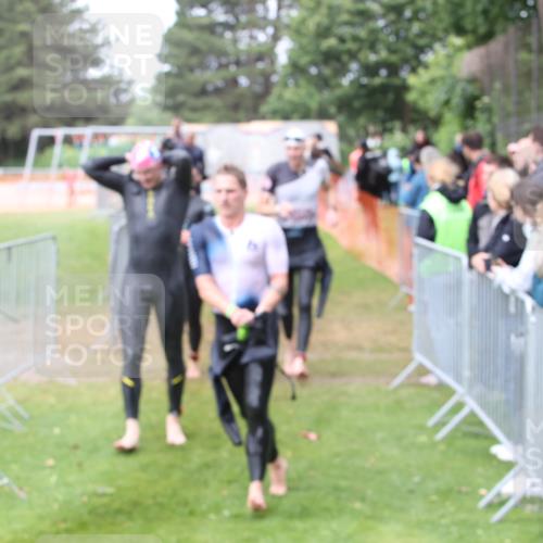 14.06.2026 - 7 Türme Triathlon Andreas Tolksdorf http://msf.ph/oto/9812473 14.06.2026 11:37:00 Schwimmen  meine-sportfotos.de