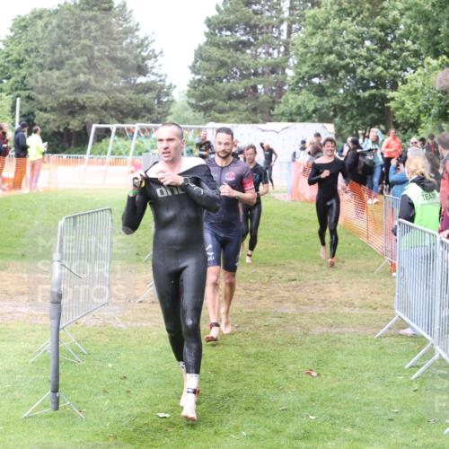14.06.2026 - 7 Türme Triathlon Andreas Tolksdorf http://msf.ph/oto/9812520 14.06.2026 11:37:40 Schwimmen  meine-sportfotos.de