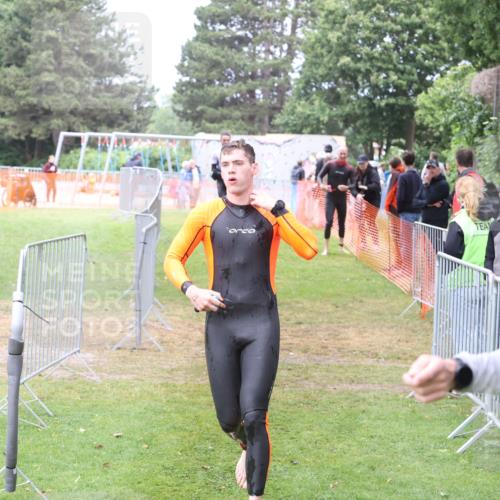14.06.2026 - 7 Türme Triathlon Andreas Tolksdorf http://msf.ph/oto/9812645 14.06.2026 11:40:55 Schwimmen  meine-sportfotos.de