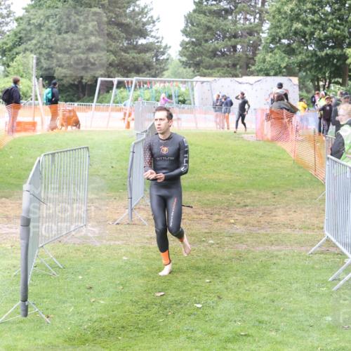 14.06.2026 - 7 Türme Triathlon Andreas Tolksdorf http://msf.ph/oto/9812717 14.06.2026 11:44:20 Schwimmen  meine-sportfotos.de