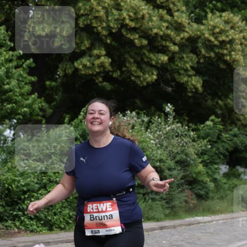 14.06.2026 - REWE Women's Run Jannik Wohlers http://msf.ph/oto/9812743 14.06.2026 11:05:34 Laufen 5256 meine-sportfotos.de