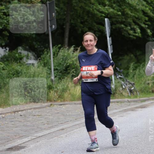14.06.2026 - REWE Women's Run Jannik Wohlers http://msf.ph/oto/9812774 14.06.2026 11:05:39 Laufen 5847, 5191, 551 meine-sportfotos.de