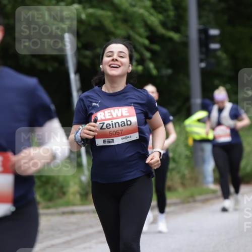 14.06.2026 - REWE Women's Run Jannik Wohlers http://msf.ph/oto/9812776 14.06.2026 11:05:41 Laufen 5057 meine-sportfotos.de
