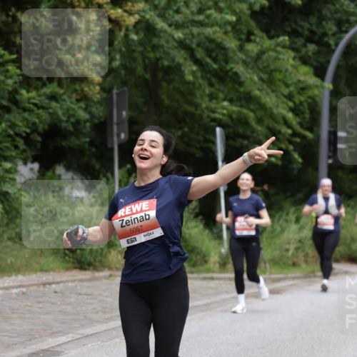 14.06.2026 - REWE Women's Run Jannik Wohlers http://msf.ph/oto/9812781 14.06.2026 11:05:43 Laufen 5057 meine-sportfotos.de