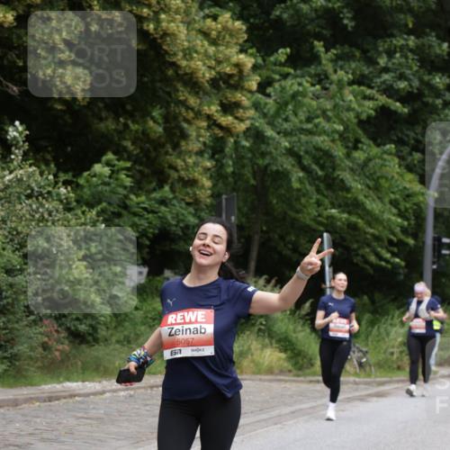14.06.2026 - REWE Women's Run Jannik Wohlers http://msf.ph/oto/9812789 14.06.2026 11:05:43 Laufen 5057, 577 meine-sportfotos.de