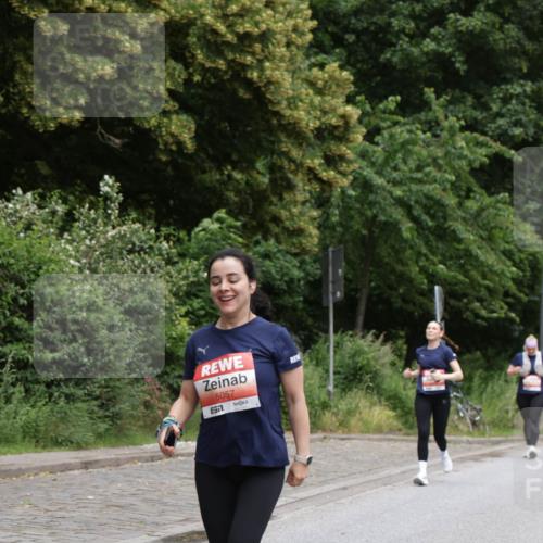 14.06.2026 - REWE Women's Run Jannik Wohlers http://msf.ph/oto/9812796 14.06.2026 11:05:43 Laufen 5057, 657 meine-sportfotos.de