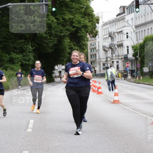 14.06.2026 - REWE Women's Run Jannik Wohlers http://msf.ph/oto/9812828 14.06.2026 11:05:49 Laufen 57, 01 meine-sportfotos.de