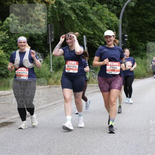 14.06.2026 - REWE Women's Run Jannik Wohlers http://msf.ph/oto/9812834 14.06.2026 11:05:50 Laufen 6033, 7, 5645, 5678, 57 meine-sportfotos.de