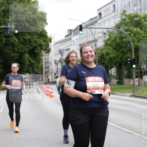 14.06.2026 - REWE Women's Run Jannik Wohlers http://msf.ph/oto/9812861 14.06.2026 11:05:52 Laufen 6059 meine-sportfotos.de