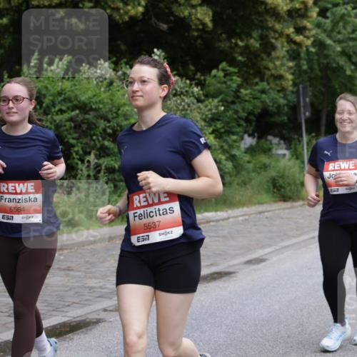 14.06.2026 - REWE Women's Run Jannik Wohlers http://msf.ph/oto/9812877 14.06.2026 11:05:54 Laufen 5564, 7, 5537, 7, 577 meine-sportfotos.de