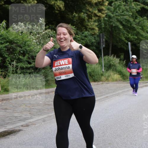 14.06.2026 - REWE Women's Run Jannik Wohlers http://msf.ph/oto/9812888 14.06.2026 11:05:55 Laufen 7, 5299 meine-sportfotos.de