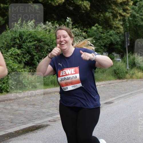 14.06.2026 - REWE Women's Run Jannik Wohlers http://msf.ph/oto/9812898 14.06.2026 11:05:55 Laufen 5299, 57 meine-sportfotos.de