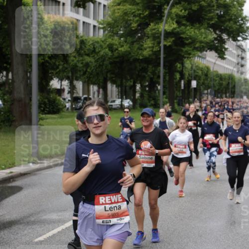 14.06.2026 - REWE Women's Run Jannik Wohlers http://msf.ph/oto/9812906 14.06.2026 10:39:23 Laufen 5403, 5212 meine-sportfotos.de