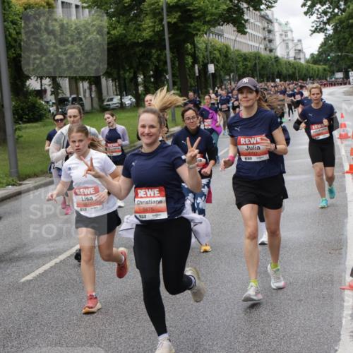 14.06.2026 - REWE Women's Run Jannik Wohlers http://msf.ph/oto/9812935 14.06.2026 10:39:25 Laufen 5821, 5675, 57, 6777 meine-sportfotos.de