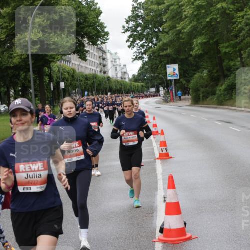 14.06.2026 - REWE Women's Run Jannik Wohlers http://msf.ph/oto/9812939 14.06.2026 10:39:26 Laufen 5590, 6777, 5320, 57 meine-sportfotos.de