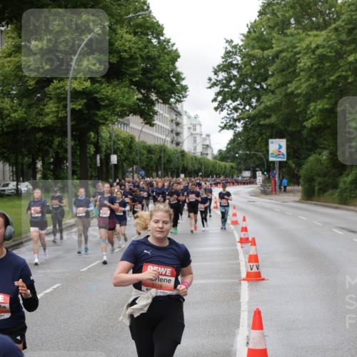 14.06.2026 - REWE Women's Run Jannik Wohlers http://msf.ph/oto/9812954 14.06.2026 10:39:29 Laufen  meine-sportfotos.de