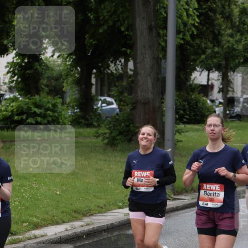14.06.2026 - REWE Women's Run Jannik Wohlers http://msf.ph/oto/9812988 14.06.2026 10:39:34 Laufen 5112, 57, 5233, 517 meine-sportfotos.de