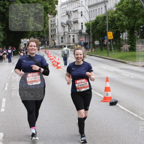 14.06.2026 - REWE Women's Run Jannik Wohlers http://msf.ph/oto/9813012 14.06.2026 11:06:25 Laufen 5152, 7, 5151, 57, 01 meine-sportfotos.de