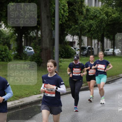 14.06.2026 - REWE Women's Run Jannik Wohlers http://msf.ph/oto/9813027 14.06.2026 10:39:36 Laufen 5595 meine-sportfotos.de