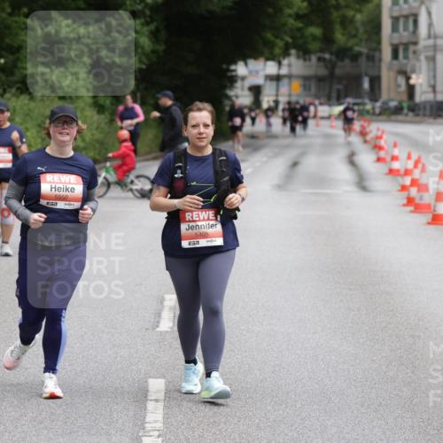 14.06.2026 - REWE Women's Run Jannik Wohlers http://msf.ph/oto/9813047 14.06.2026 11:06:39 Laufen 5558, 5405, 7 meine-sportfotos.de