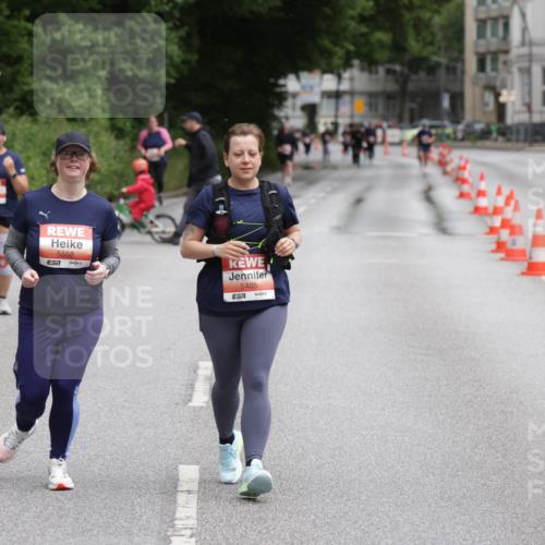 14.06.2026 - REWE Women's Run Jannik Wohlers http://msf.ph/oto/9813049 14.06.2026 11:06:39 Laufen 5558, 5405 meine-sportfotos.de