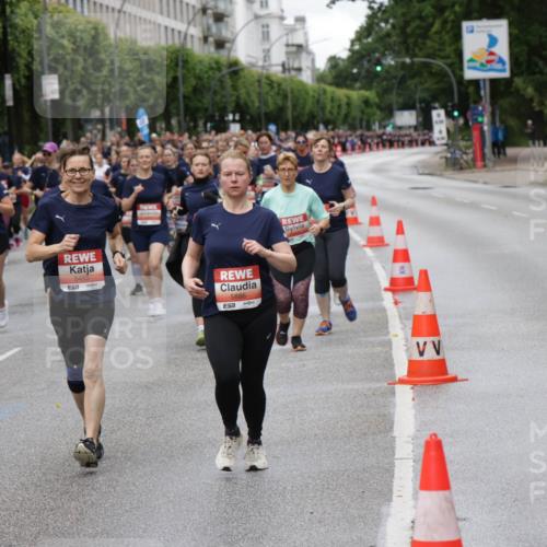 14.06.2026 - REWE Women's Run Jannik Wohlers http://msf.ph/oto/9813071 14.06.2026 10:39:42 Laufen 5455, 57, 5886, 7 meine-sportfotos.de