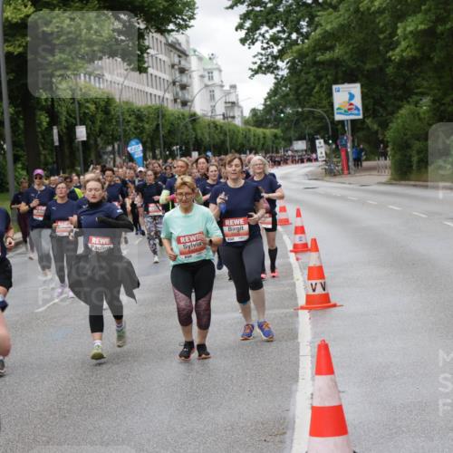 14.06.2026 - REWE Women's Run Jannik Wohlers http://msf.ph/oto/9813113 14.06.2026 10:39:45 Laufen 5886, 517, 57 meine-sportfotos.de