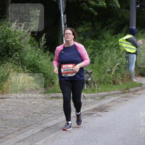 14.06.2026 - REWE Women's Run Jannik Wohlers http://msf.ph/oto/9813127 14.06.2026 11:06:57 Laufen 5304 meine-sportfotos.de