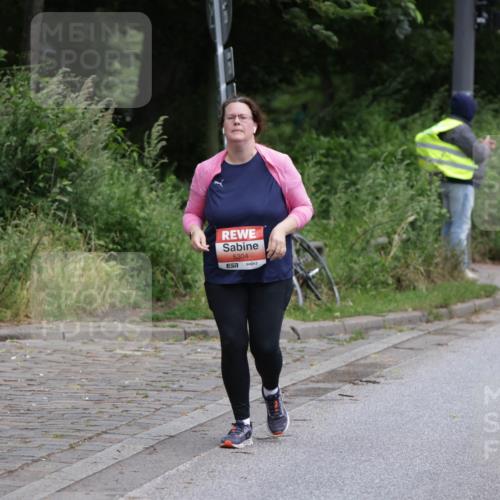 14.06.2026 - REWE Women's Run Jannik Wohlers http://msf.ph/oto/9813128 14.06.2026 11:06:57 Laufen 5304, 657 meine-sportfotos.de