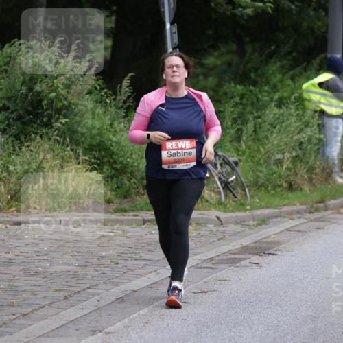 14.06.2026 - REWE Women's Run Jannik Wohlers http://msf.ph/oto/9813136 14.06.2026 11:06:57 Laufen 5304, 57 meine-sportfotos.de