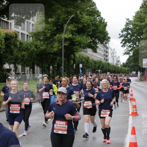 14.06.2026 - REWE Women's Run Jannik Wohlers http://msf.ph/oto/9813137 14.06.2026 10:39:50 Laufen 7, 5716, 7, 6054, 7 meine-sportfotos.de