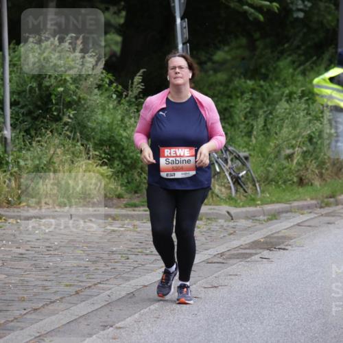 14.06.2026 - REWE Women's Run Jannik Wohlers http://msf.ph/oto/9813141 14.06.2026 11:06:57 Laufen 5304 meine-sportfotos.de