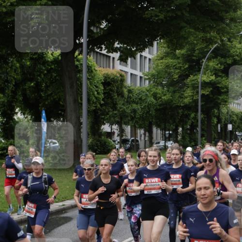 14.06.2026 - REWE Women's Run Jannik Wohlers http://msf.ph/oto/9813216 14.06.2026 10:39:57 Laufen 7, 6009, 7, 5050 meine-sportfotos.de
