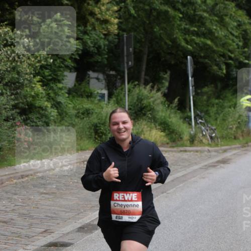 14.06.2026 - REWE Women's Run Jannik Wohlers http://msf.ph/oto/9813247 14.06.2026 11:07:12 Laufen 5870 meine-sportfotos.de